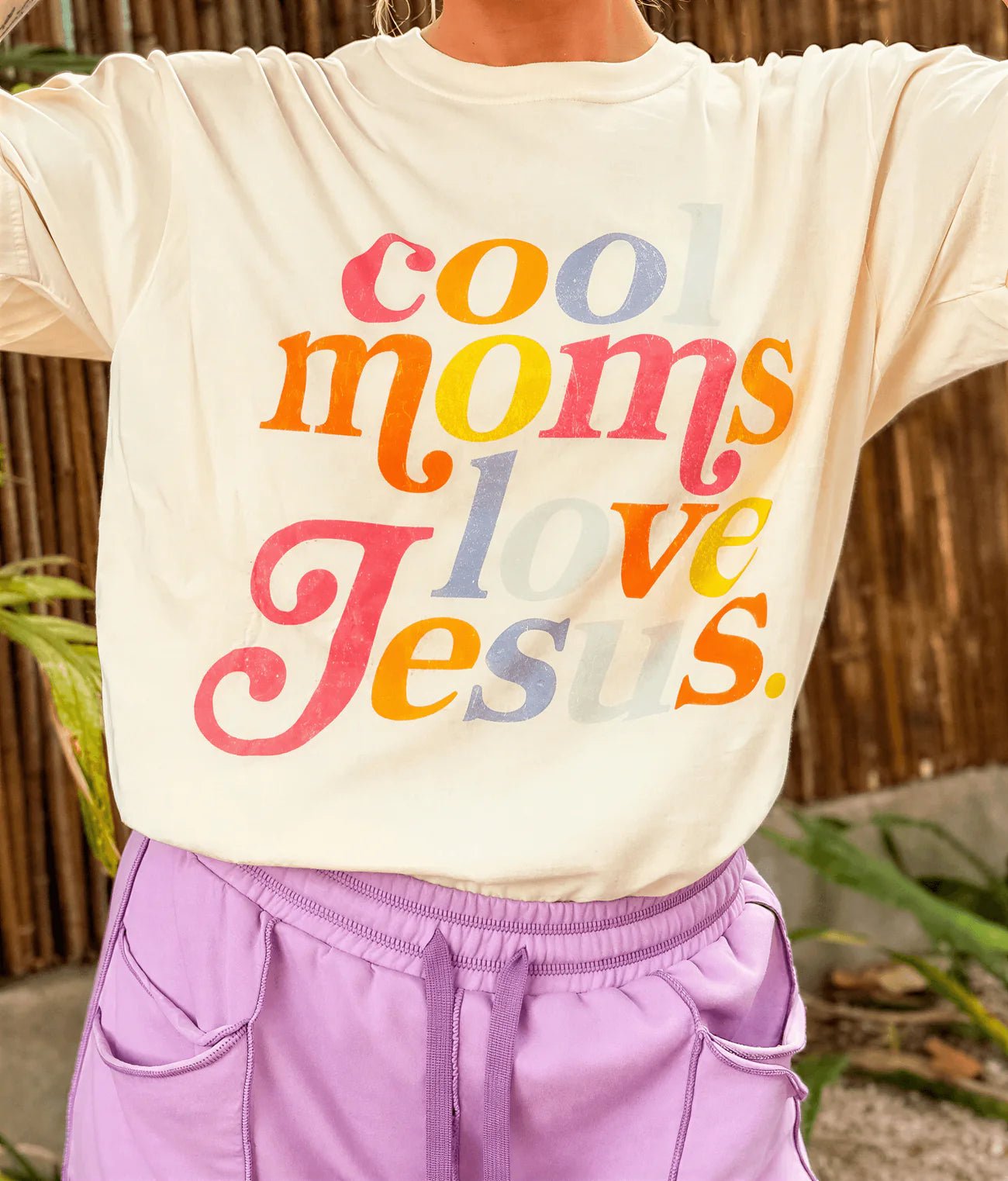 Cool Moms Love Jesus